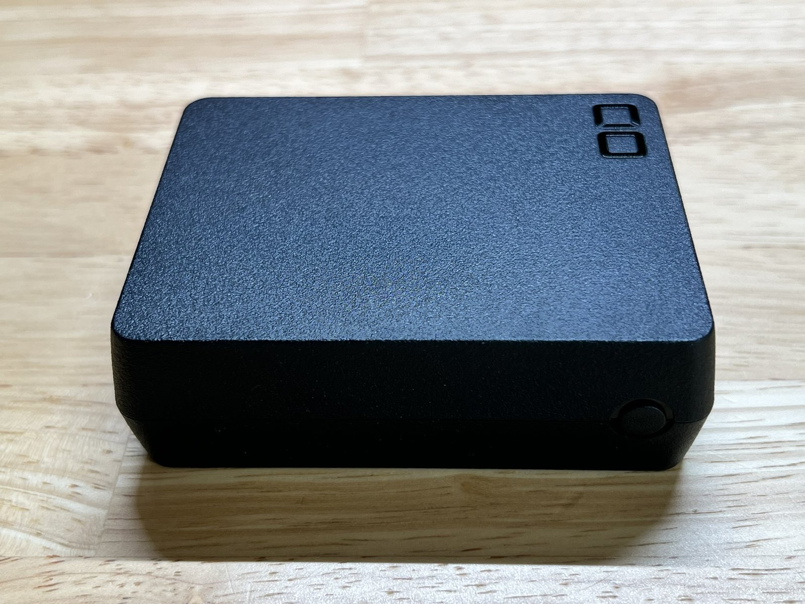SMARTCOBY TRIO 35W SSの側面ボタン